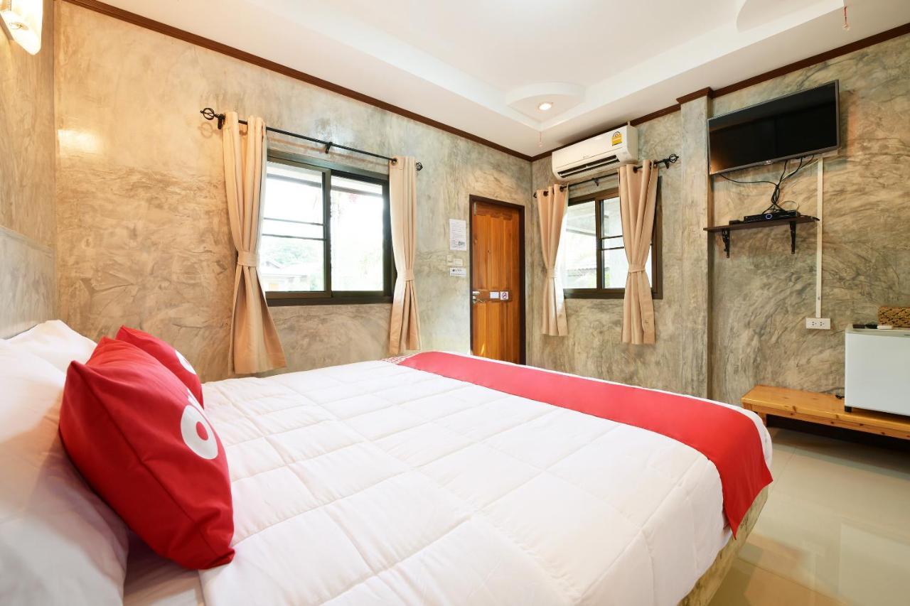 Oyo 536 Reuan Kanthima Ban Laem Chabang Exterior foto