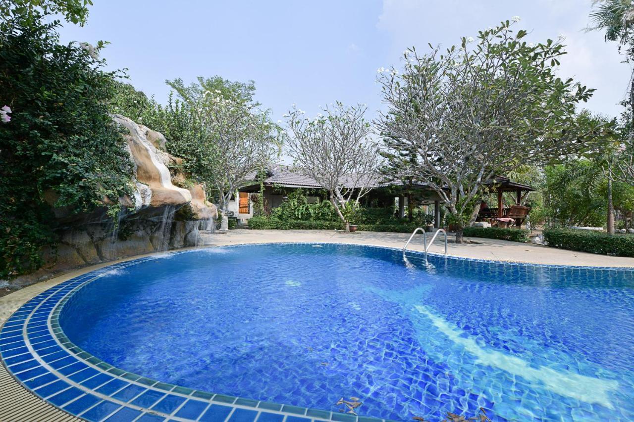 Oyo 536 Reuan Kanthima Ban Laem Chabang Exterior foto